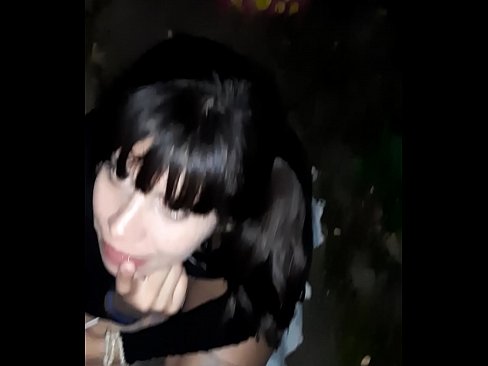 ❤️ Na ulici zduřelý penis výměnou za bonbóny ❤ Porno video u cs.hentaidude.ru ❤