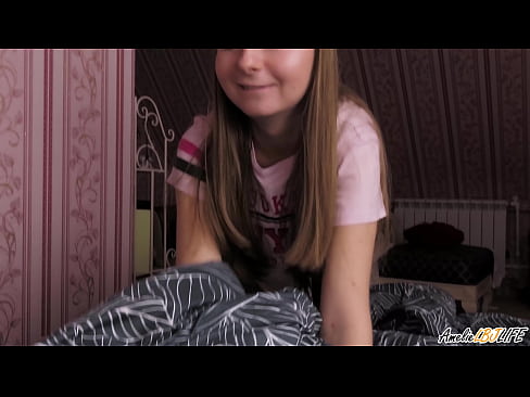 ❤️ Blondýnka hluboce saje své nejlepší kamarádky a dostává sperma do pusy ❤ Porno video u cs.hentaidude.ru ❤